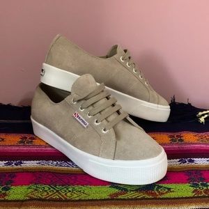 Superga Platform Sneaker - Tan